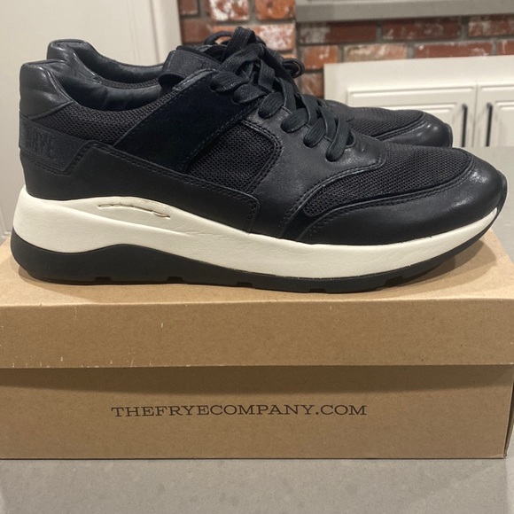 frye willow sneakers